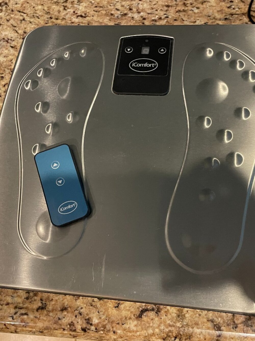 iComfort Electric Foot Warmer IC0900 w/ Remote Control 9 Heat Intensity Settings